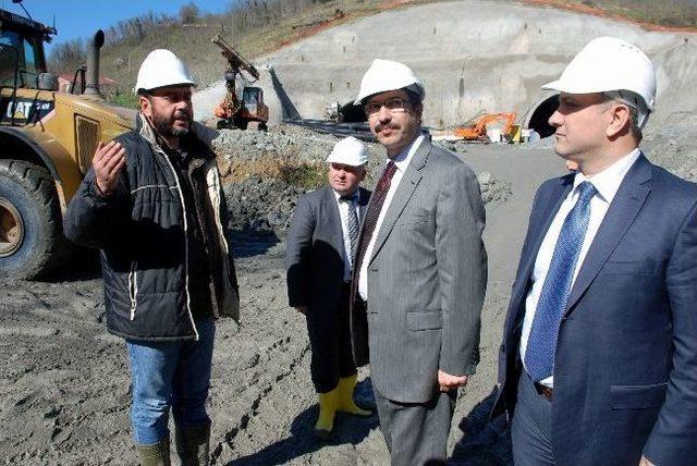 Ünal, Çevre Yolu İnşaatında İncelemelerde Bulundu