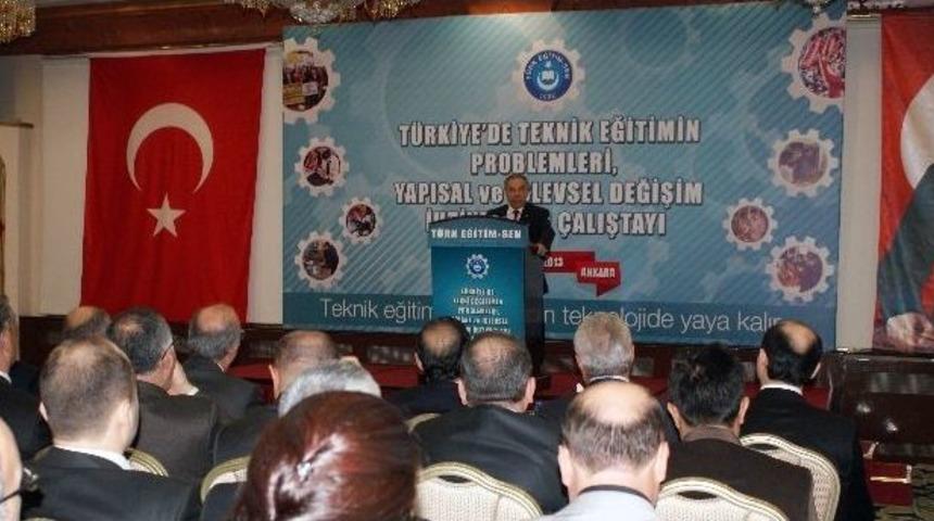 Mesleki Ve Teknik Eğitimin Sorunları Masaya Yatırıldı