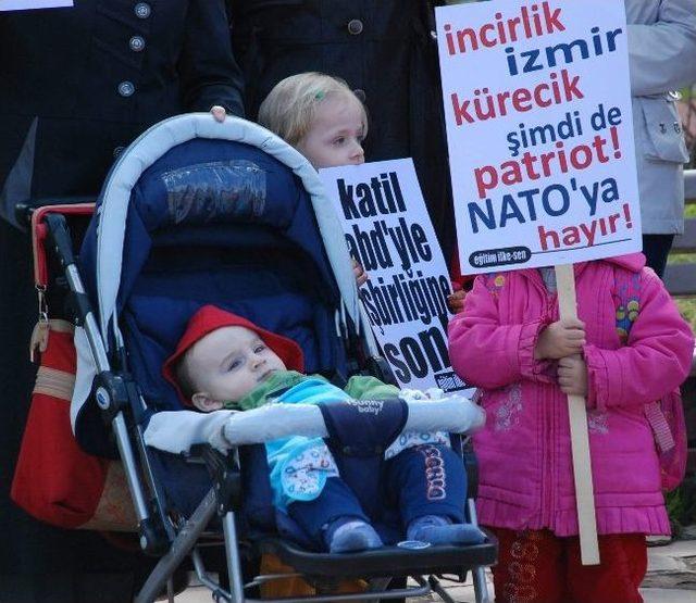 Nato Ve Amerika Bayrakları Ateşe Verildi