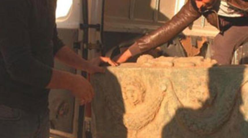 Merdiven altından tarih &ccedil;ıktı!