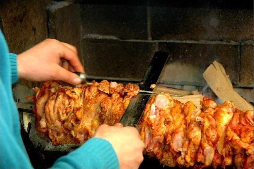 Erzurum&rsquo;da Tavuk Cağ Kebabı D&ouml;nemi