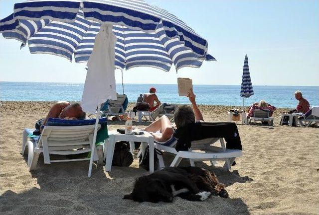 Alanya'da Mart Ayında Deniz Keyfi