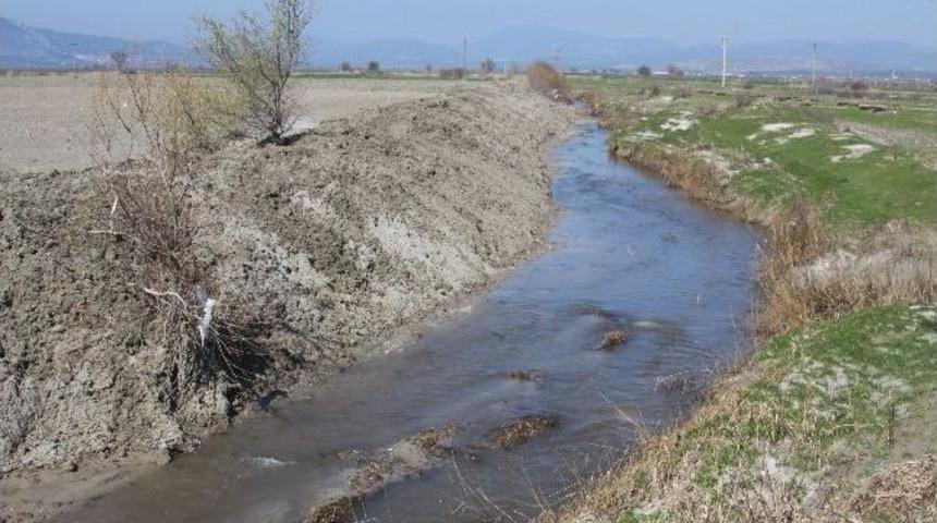 Ilgın Ve Palamut Deresi Islah Ediliyor