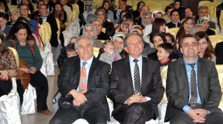 ‘ergenlikten Yetişkinliğe Yolculuk’ Anlatıldı