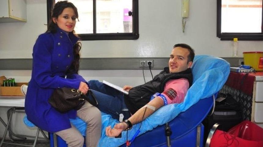 Kan Bağışı Kampanyasına Yoğun İlgi