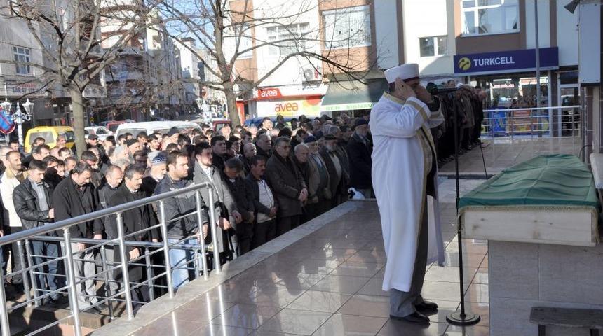 Kalp Krizi Ge&ccedil;iren &Uuml;niversite &Ouml;ğrencisi Toprağa Verildi
