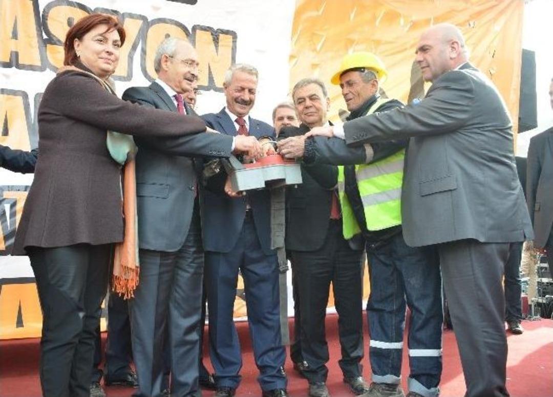 Kılı&ccedil;daroğlu İzmir&rsquo;de 45 Milyon Tl'lik Yatırımın Temelini Attı