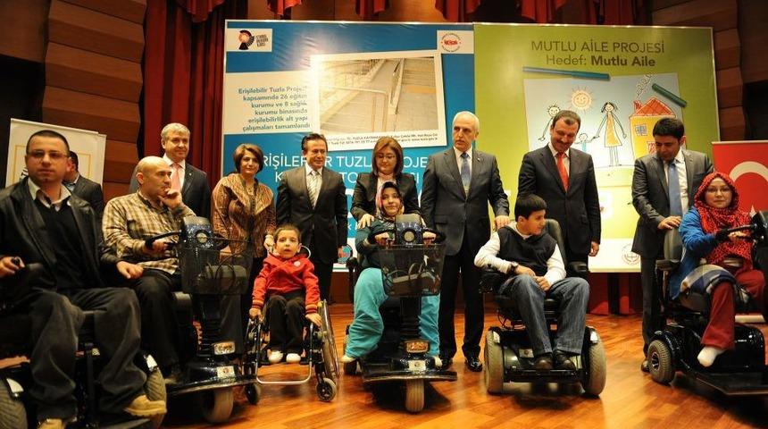 Bakan Fatma Şahin: Evliliğin Ilk Yılları Tehlikeli Ve Zordur