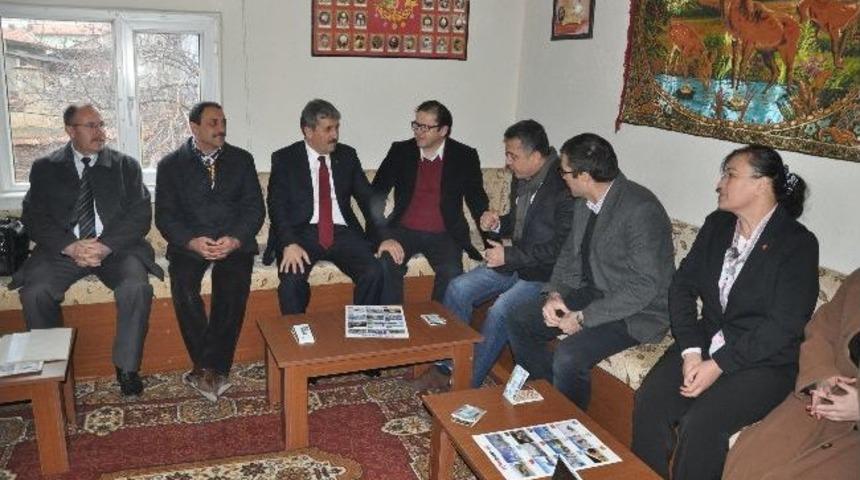 Bbp Lideri Destici T&uuml;rkdem&rsquo;i Ziyaret Etti