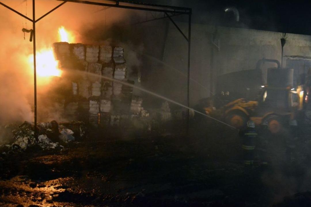 Tekstil Fabrikasında &Ccedil;ıkan Yangın Korkuttu