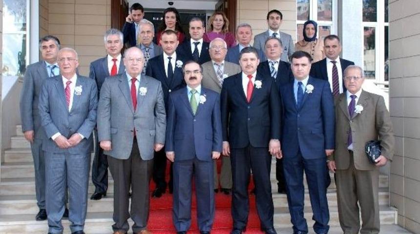 Muhasebecilerden Vali Coş'a Ziyaret