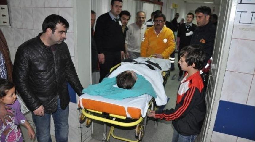 Haşlanan &Ccedil;ocuk İ&ccedil;in Milletvekili Araya Girince Hastane Bulundu