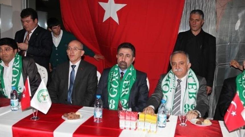 Başkan Karabağ &Uuml;&ccedil;&uuml;nc&uuml; Eğitime Katkı Gecesine Katıldı