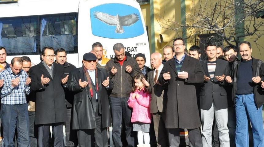 Hayırsever Işadamı, Fabrikasında &Ccedil;alışan 150 Iş&ccedil;iyi Umreye G&ouml;nderiyor