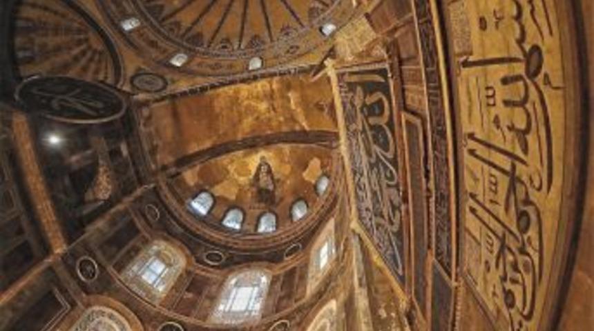 Ayasofya&rsquo;nın Altındaki Gizemli Tarih G&uuml;n Y&uuml;z&uuml;ne &Ccedil;ıktı