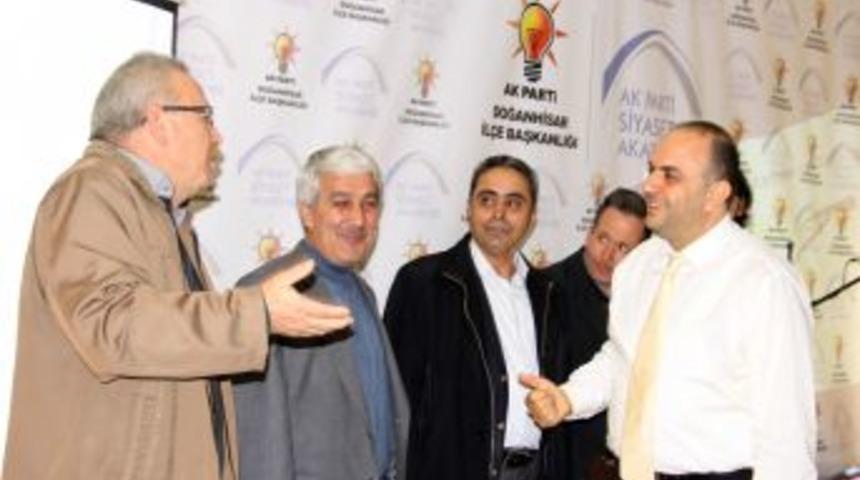 Doğanhisar&rsquo;da Hukuk Ve Beden Dili Semineri