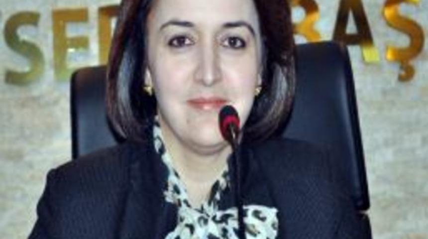 Ak Parti İl Kadın Kolları Başkanı Venhar Pakırdaşı: