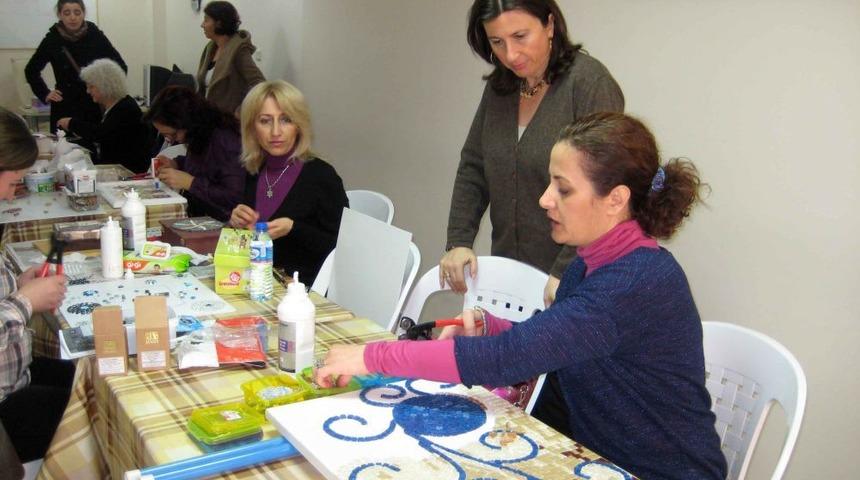 İzmitli Kadınların Mozaik Sanatına Ilgisi Artıyor