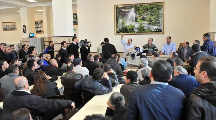 Dalgın Yolcuların Eşyaları A&ccedil;ık Artırma Ile Satıldı