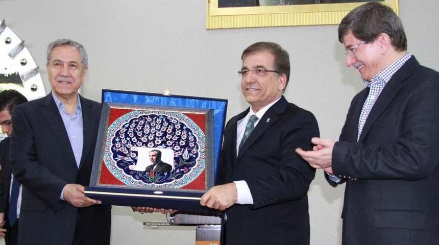 Dışişleri Bakanı Davutoğlu: Y&uuml;z Yıl Sonra Bu Parantezi Kapatıyoruz