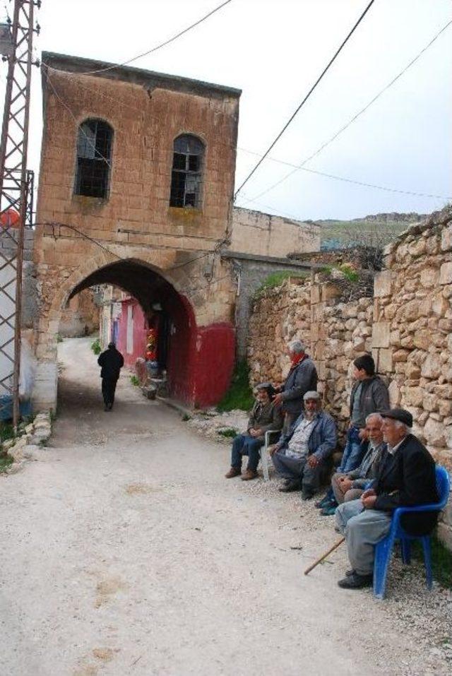 (özel Haber) Müslüm Gürses'in Doğduğu Köyde Yas Var