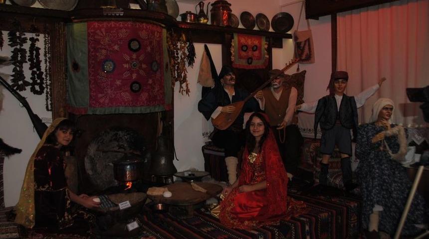 Evrenseki K&uuml;lt&uuml;revi'ni Ziyaret Eden Turistler Y&ouml;r&uuml;k-T&uuml;rkmen Hayatını Tanıyacak