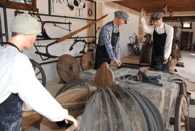 Evrenseki Kültürevi'ni Ziyaret Eden Turistler Yörük-Türkmen Hayatını Tanıyacak