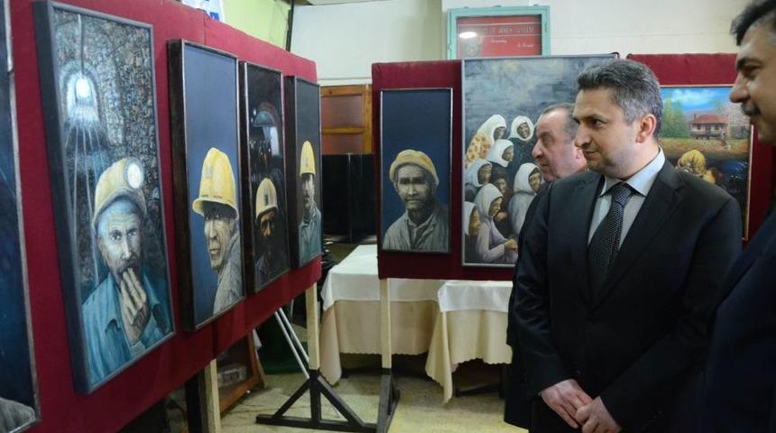 Kozlu Grizu Patlamasının 21. Yıld&ouml;n&uuml;m&uuml;: &Ouml;len 263 Madenci Anıldı