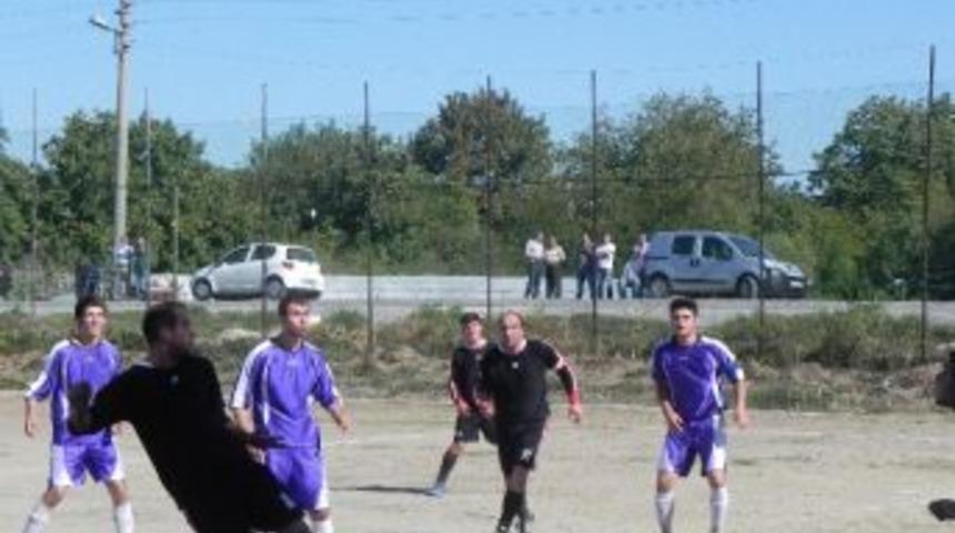 Kırklareli Amat&ouml;r K&uuml;mede 2 Futbolcu Disiplin Kurulunda