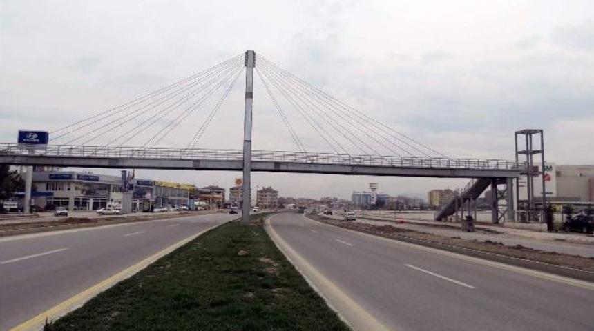 Karayolları 2 Noktaya Yaya &Uuml;st Ge&ccedil;idi Yapacak