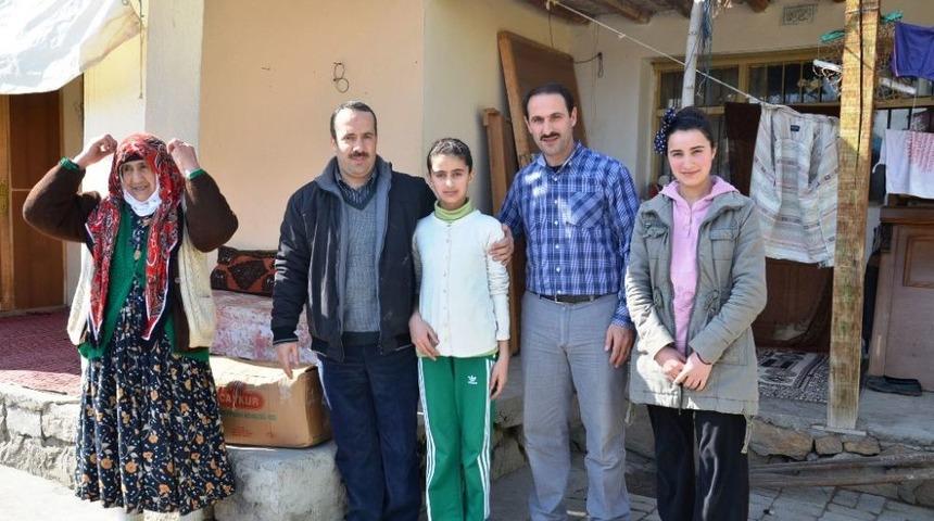 Ordu T&Uuml;M&Ccedil;ADER Ve Kimse Yok Mu Derneği'nden Iğdırlı 150 Aileye Yardım