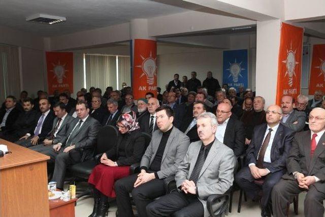 Sakarya Büyükşehir Belediye Başkanı Zeki Toçoğlu Ak Parti Karasu İlçe Danışma Meclisine Katıldı