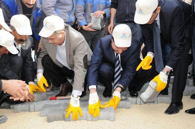 Köylerde Parke Taşı Dönemi Başlıyor