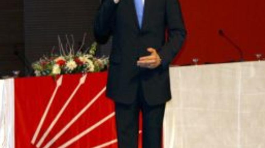 CHP'li Umut Oran'dan Başbakan'a Medya Eleştirisi