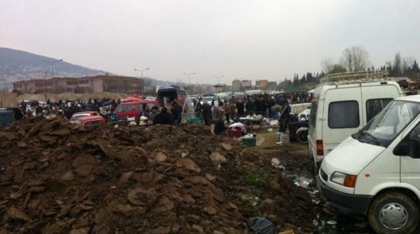 Tezeklerin İ&ccedil;inde Hurda Pazarı