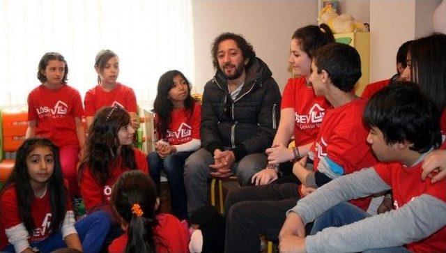 Sanatçı Fettah Can, Lösev de Çocuklarla Eğlendi 1