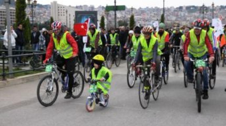 Sağlıklı Yaşam I&ccedil;in Pedal &Ccedil;evirdiler