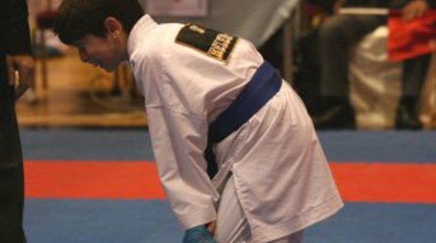 Minik Karatecilerin Kimi Sevin&ccedil;ten Kimi &Uuml;z&uuml;nt&uuml;den Ağladı