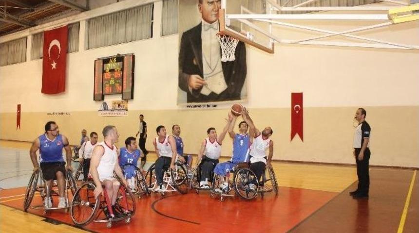 Tekerlekli Sandalye Basketbol S&uuml;per Ligi