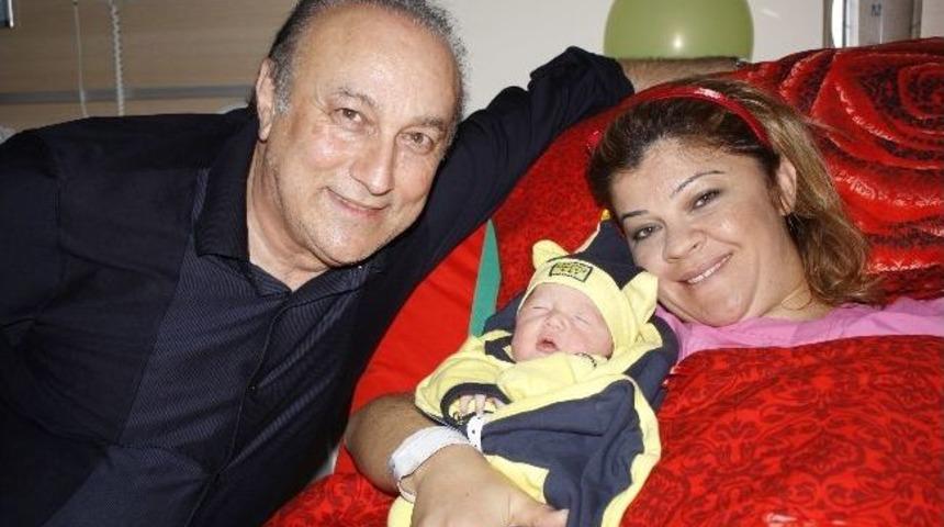 Fanatik Babanın Oğlu Da Fanatik Doğdu