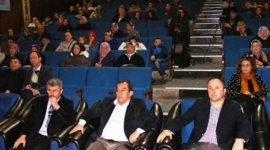 K&uuml;tahya'da 'ergenlik Psikoloji' Semineri