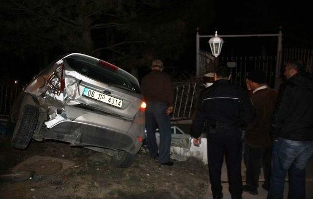 Ankara’da Trafik Kazası: 3 Yaralı