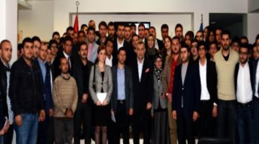 Ak Parti'li K&uuml;l&uuml;nk Siyasette Başarının Sırrını Anlattı