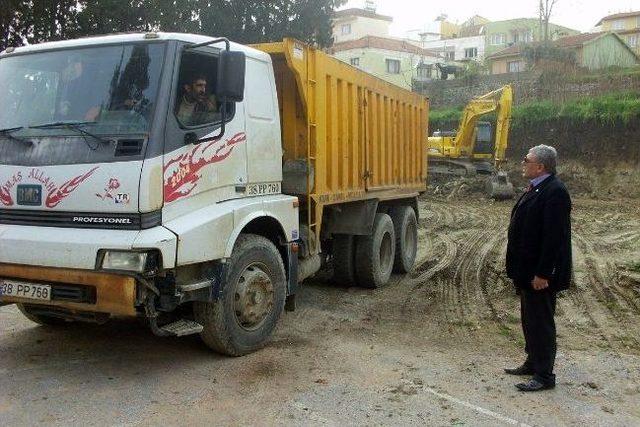 Selçuk İsabey İlk Ve Ortaokulu'nun Yapımına Başlandı