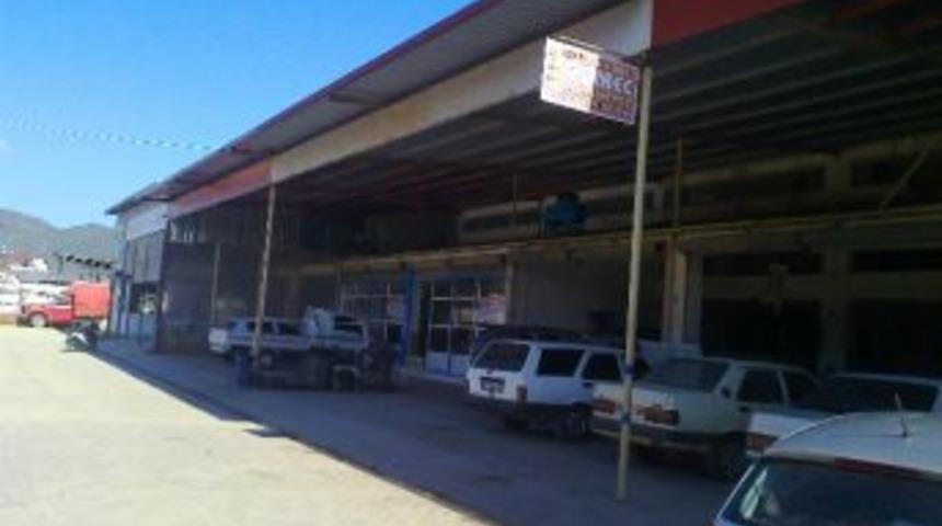 Tamirhaneden 4 Bin Tl &Ccedil;aldı