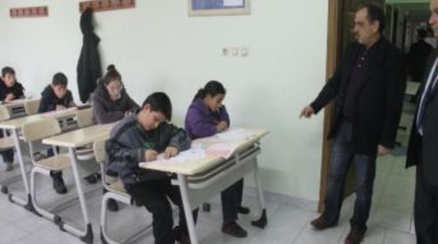 Kazanan &Ouml;ğrencilere &Ouml;d&uuml;l T&ouml;reni