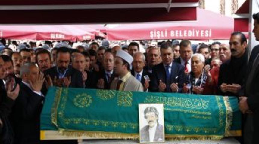 Kemal Kılı&ccedil;daroğlu, G&uuml;rses'in Cenaze T&ouml;renine Katıldı