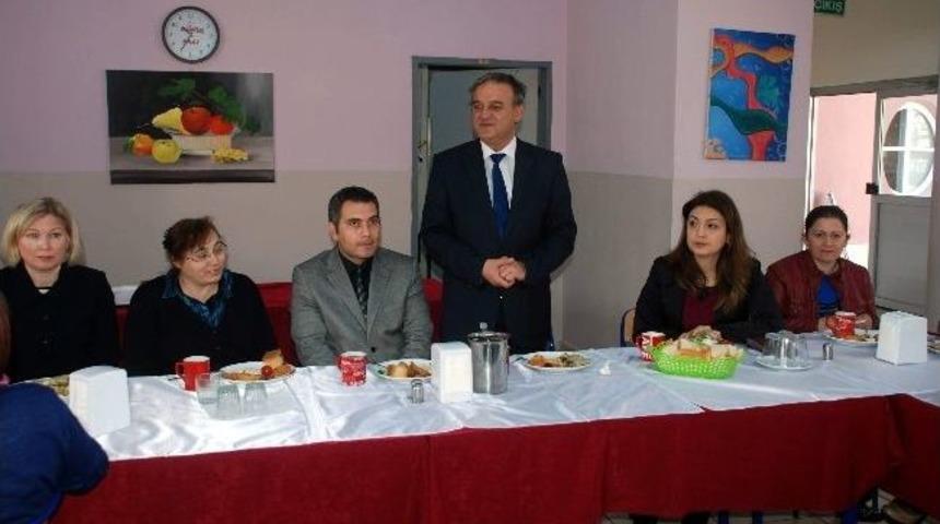 Okul Aile Birlikleri Kahvaltıda Bir Araya Geldi