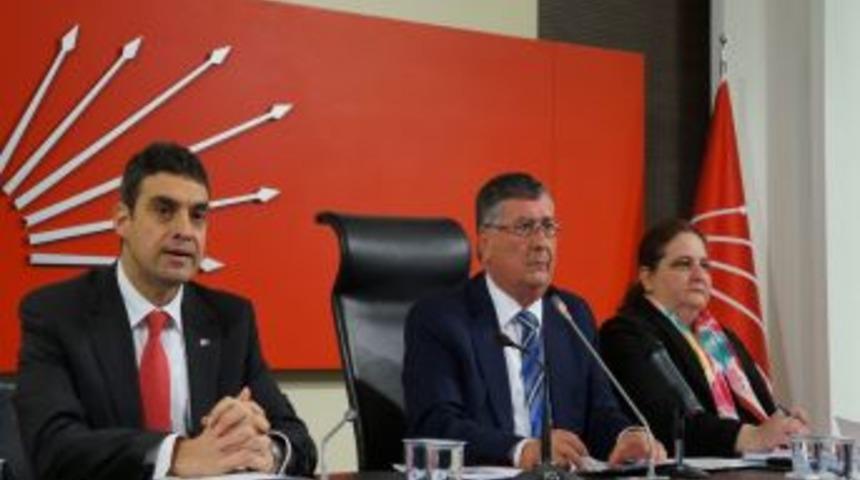 CHP'li Adnan Keskin: Demokrasi Defolu Bir Mala D&ouml;n&uuml;şt&uuml;, Hurdaya &Ccedil;ıktı