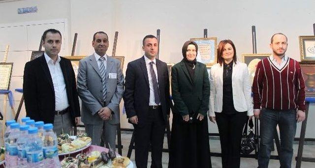 Kadınlar G&uuml;n&uuml; İ&ccedil;in Hat Sanatı Sergisi 1